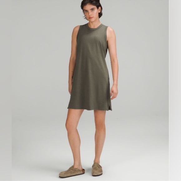 Lululemon Classic-Fit Cotton-Blend Dress / Army Green EUC - Picture 1 of 7